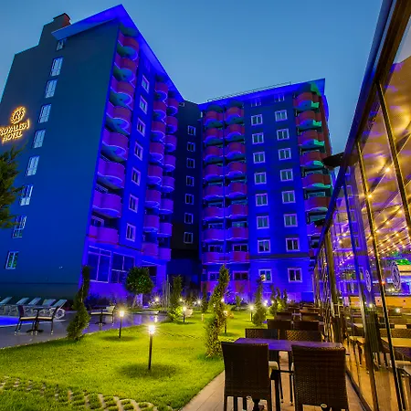 Готель Royalisa 3*
