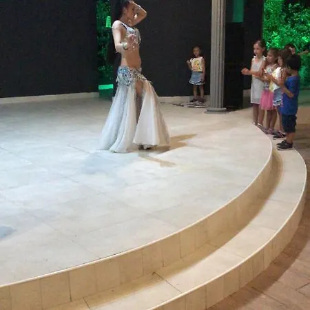 Royalisa 3* Аланія