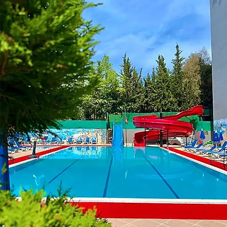 Hotel Royalisa