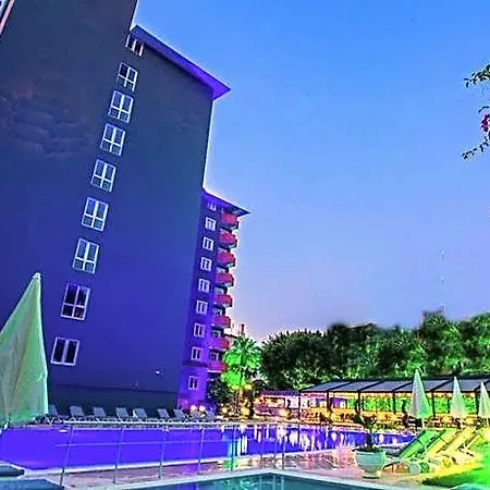 Royalisa 3*