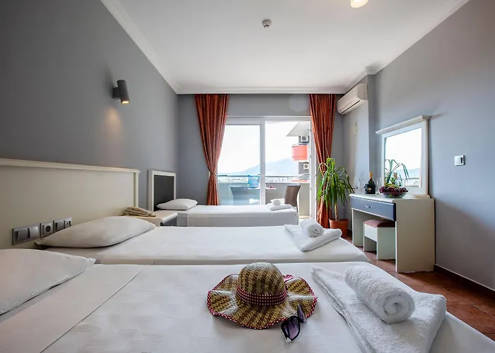 酒店 Royalisa 阿拉尼亚