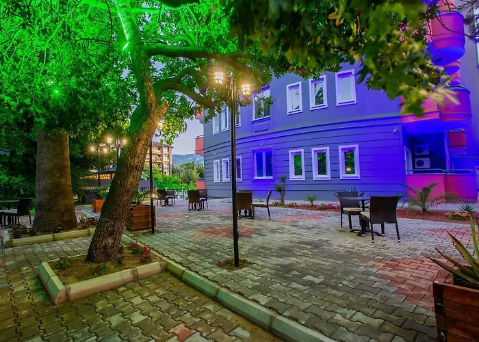 酒店 Royalisa 阿拉尼亚